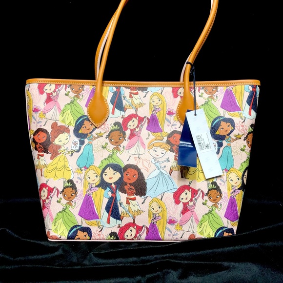 2022 Disney Parks Dooney & Bourke Animators Multi Princess Tote Bag (A) - NWT - Picture 4 of 8